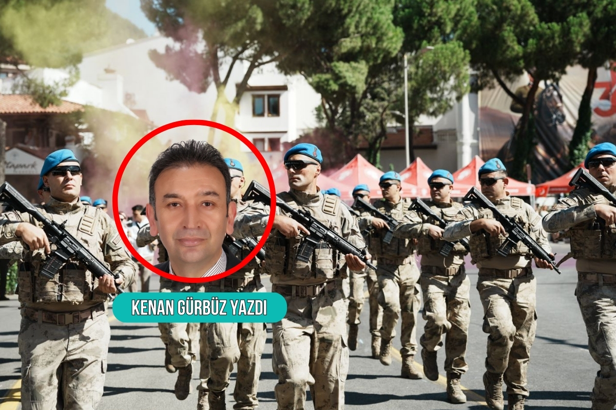 Muğla’da binlerce vatandaşın izlediği 30 Ağustos töreninde Zıpkınlar Komando Taburu’nun gösterisi büyük beğeni topladı