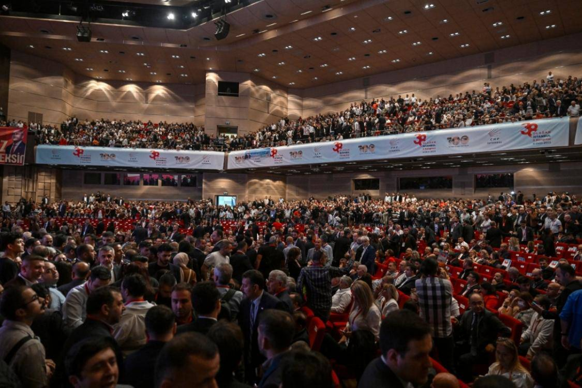 CHP İstanbul Kongresi iptal edildi, mevcut yönetim görevden alındı