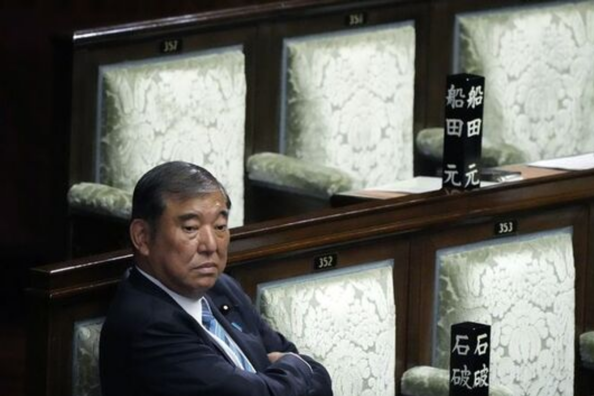 Japonya'da parlamentonun iki kanadında da çoğunluğu kaybeden başbakan Shigeru İşiba istifa kararı aldı