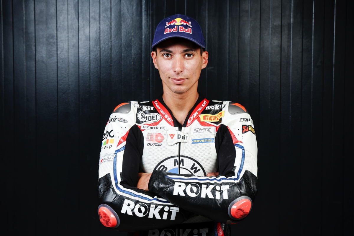 Toprak Razgatlıoğlu Magny-Cours'ta 11. zaferine ulaşarak 3 ayrı pistte çift haneli galibiyet sayısına ulaşan ilk pilot oldu