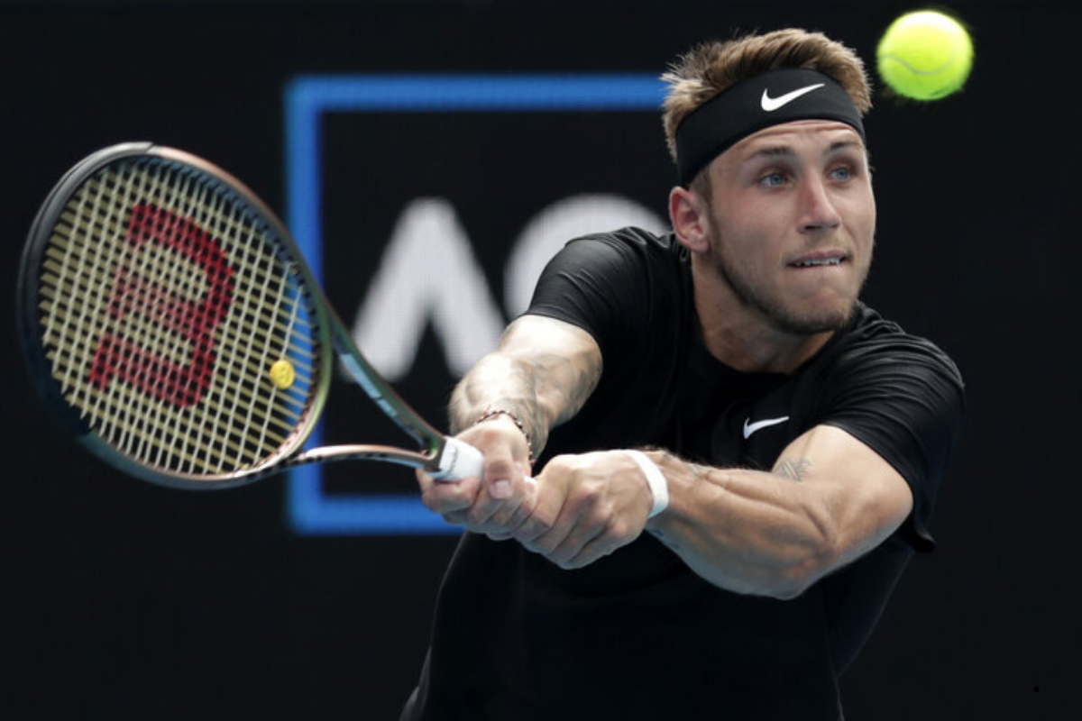 İstanbul'daki TED Open Tenis Turnuvası'nda şampiyon Alex Molcan
