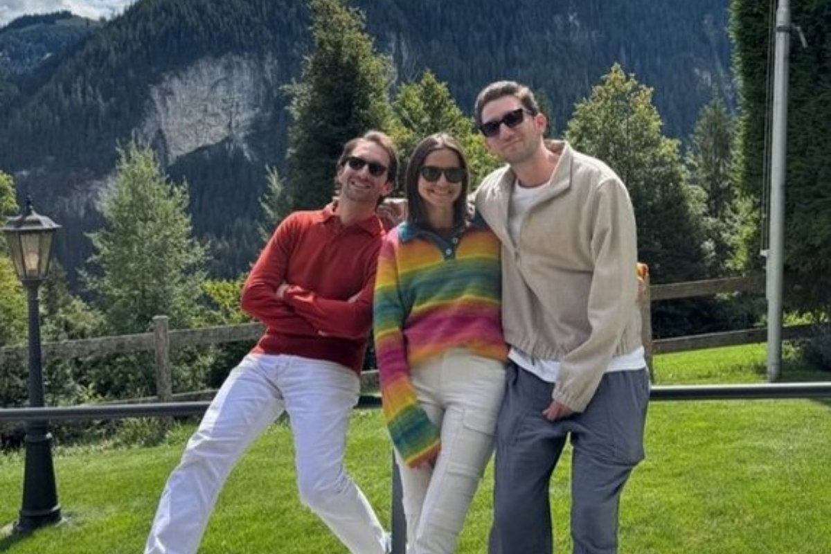 Hakkolar düğün için aile boyu İsviçre'de