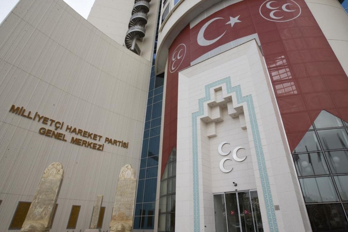 MHP'den yolsuzluk operasyonunda gözaltına Yasin Sönmez ve Emin Sönmez için ihraç talebi