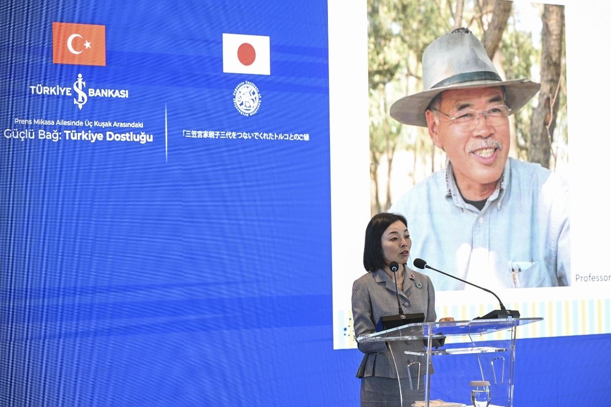 Japonya Prensesi Akiko Mikasa, İş Bankası'nın ev sahipliğinde gerçekleştirilen konferansta 'Türkiye Dostluğu'nu anlattı