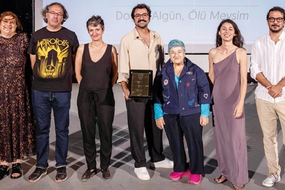 Ayvalık Uluslararası Film Festivali, Büyük Park Amfitiyatro’da gerçekleşen açılış töreniyle başladı