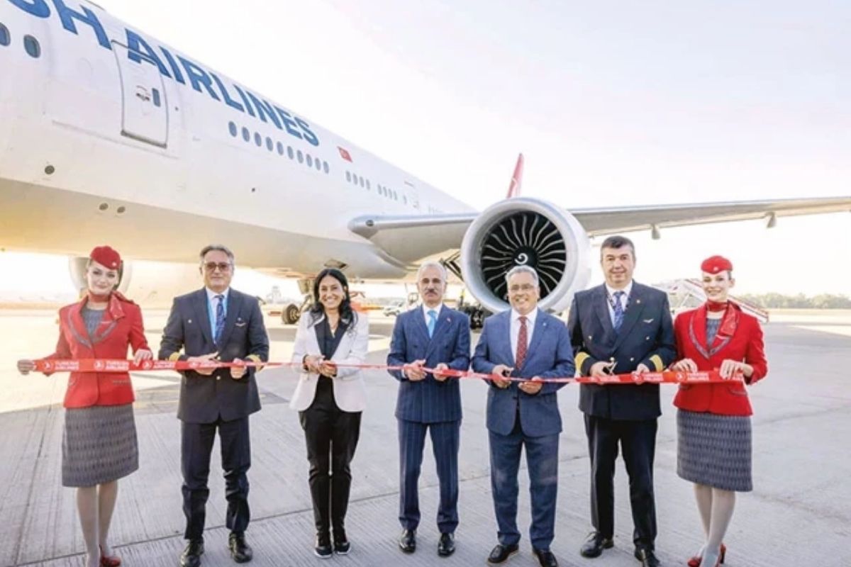 THY Endülüs’ün kalbine iniyor: Sevilla’ya ilk uçuş gerçekleşti, hedef İspanyol turist sayısını 1 milyona çıkarmak