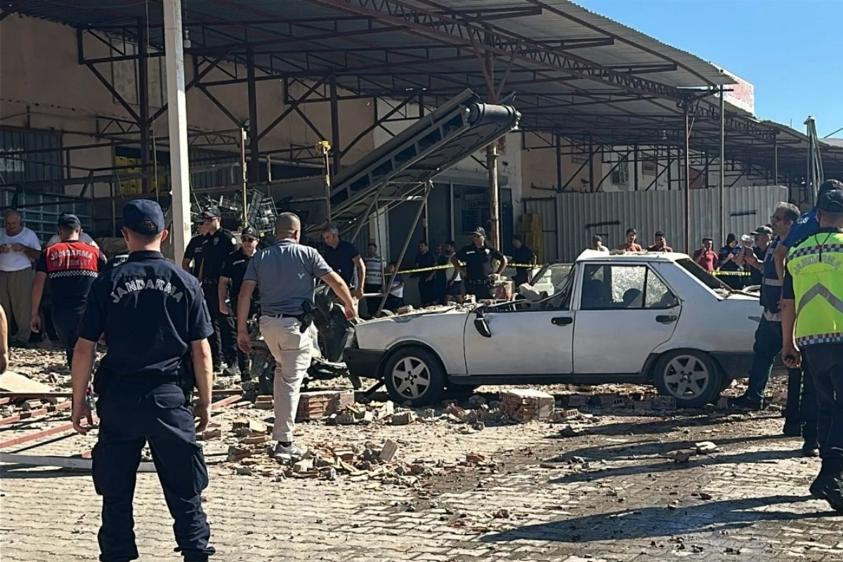 Toplama halinde patlama: 1 ölü 3 yaralı