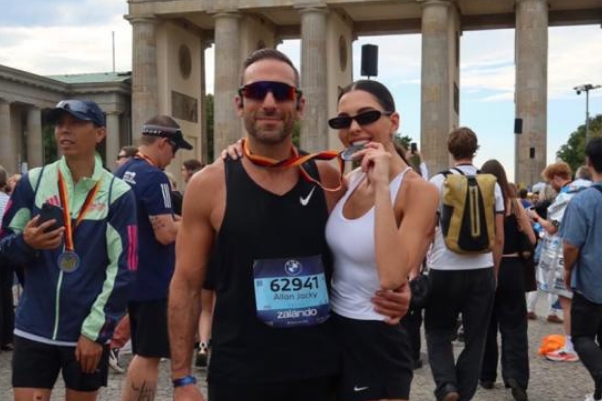 İş insanı Allan Hakko, sadece iki antrenmanla katıldığı Berlin Maratonu’nu başarıyla tamamladı