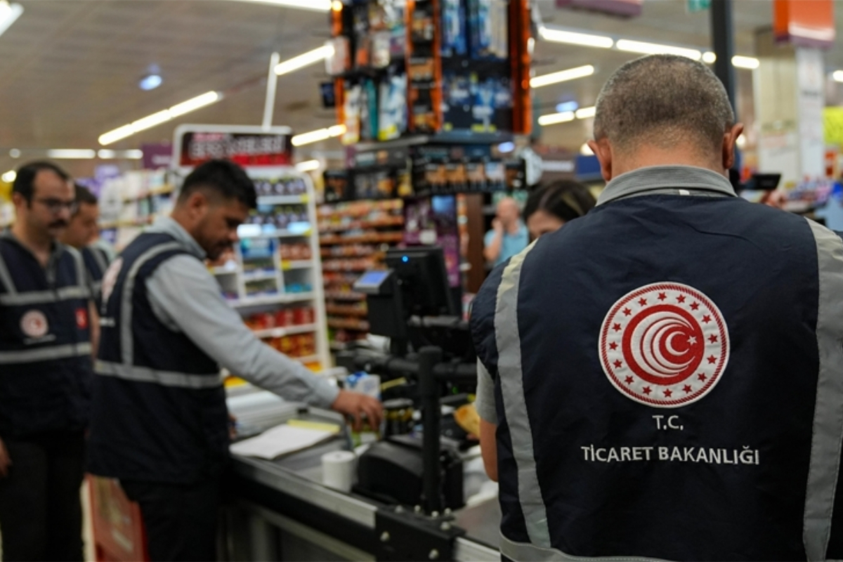 İstanbul'da fahiş fiyat ve stokçuluk denetimlerinde yılın ilk 9 ayında 321 milyon 326 bin 883 lira ceza yağdı