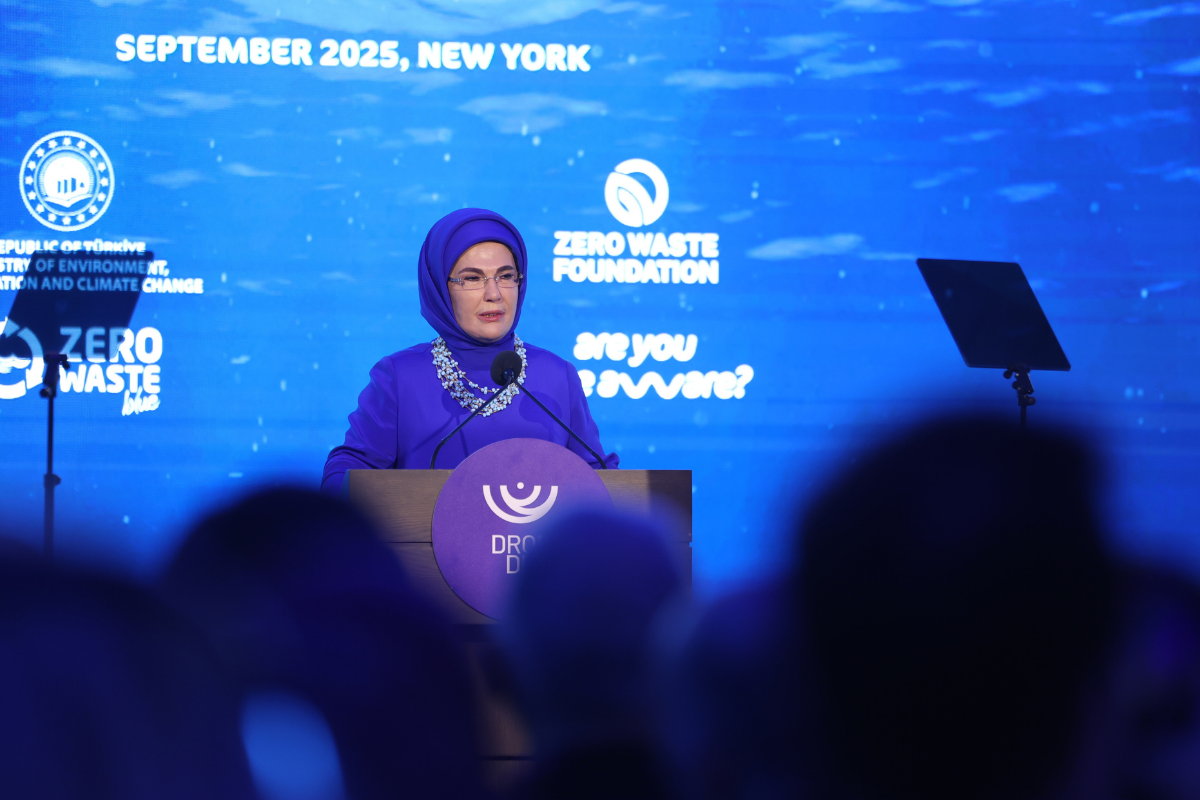 Emine Erdoğan, New York'taki 'Sıfır Atık Mavi-Damla Damla Sergisi'nin açılışında konuştu: Ne mutlu ki Sıfır Atık, artık küresel bir harekettir