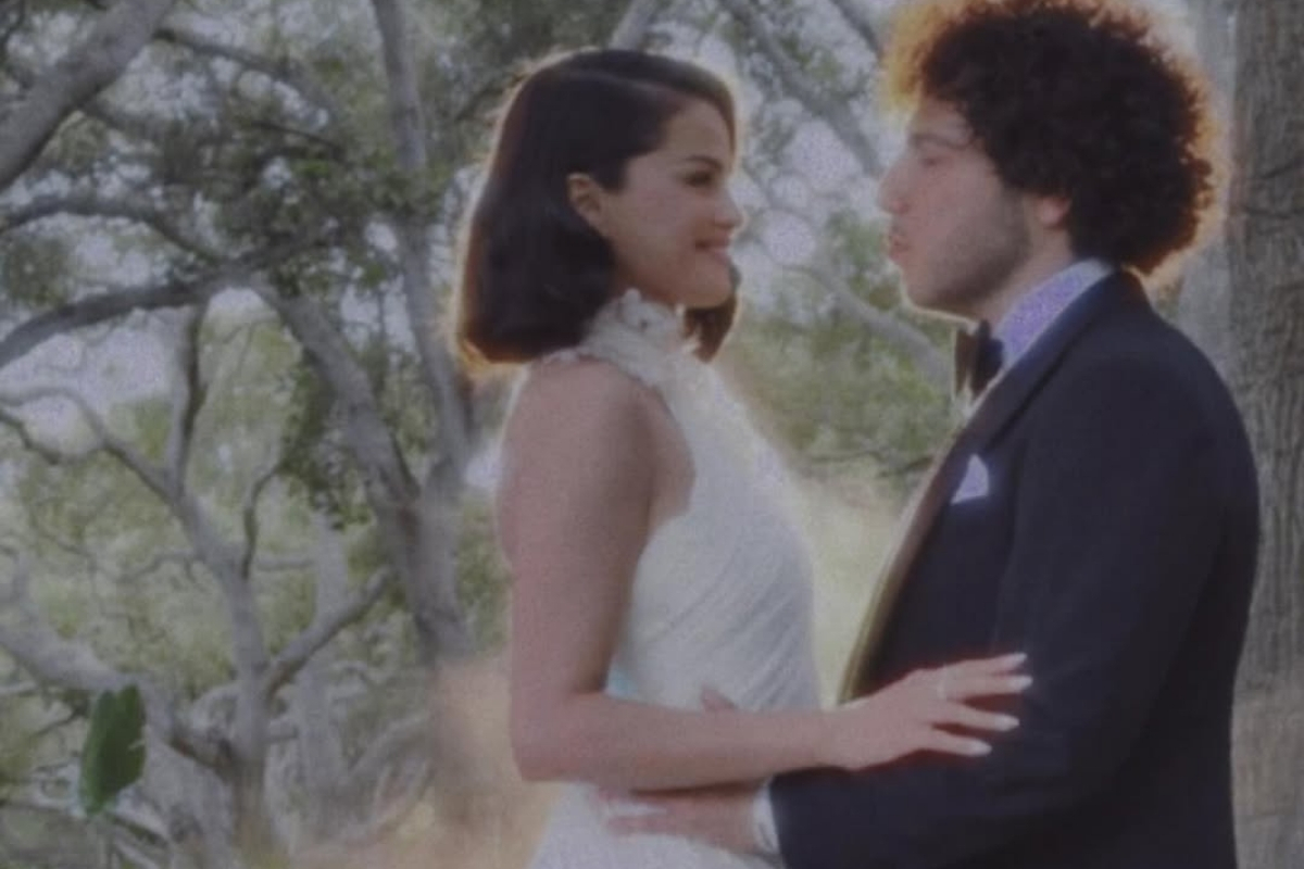 Selena Gomez ve Benny Blanco evlendi, düğünü göz kamaştırdı