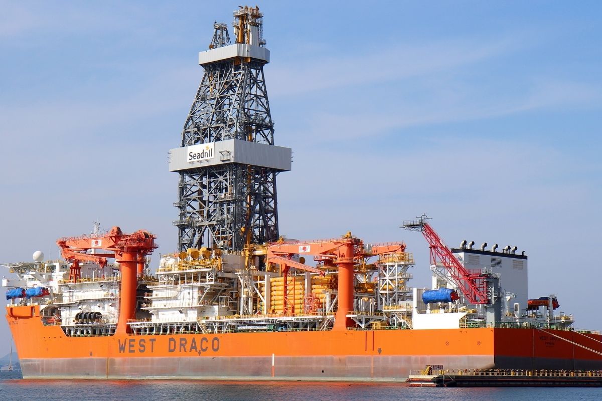 TPAO’nun 490 milyon dolara satın aldığı West Draco, Mersin Taşucu Limanı’na geldi