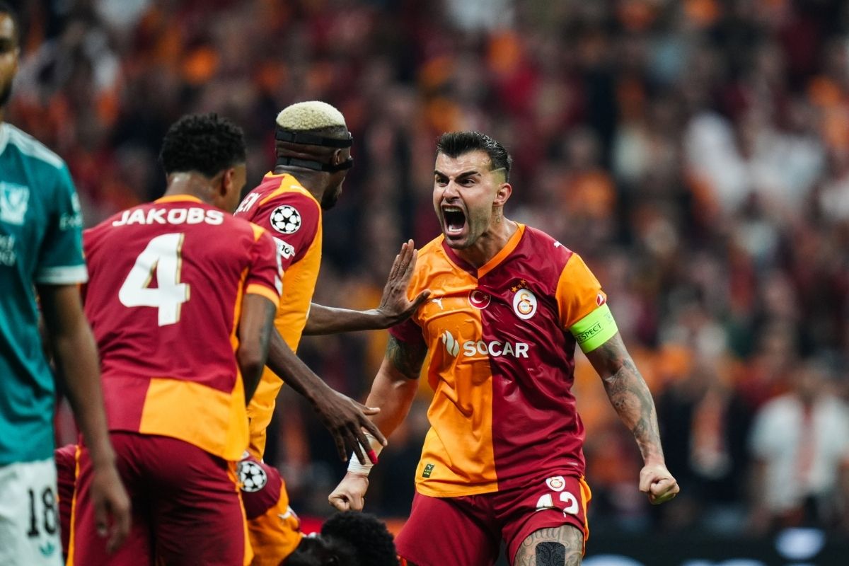 Galatasaray, Şampiyonlar Ligi mücadelesinde İngiliz devi Liverpool'u mağlup etti