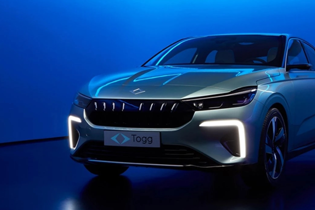 Togg'un yeni modeli T10F, geçen ay 1194'lük satışla elektrikli araç pazarında en çok satılan ikinci elektrikli otomobil oldu