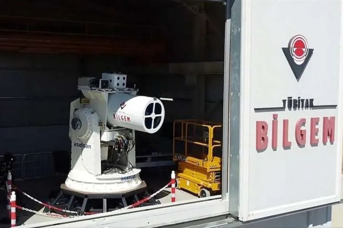 Türkiye'nin lazer silahı 'IŞIK Yüksek Güçlü Lazer Sistemi' kabul testlerini geçti