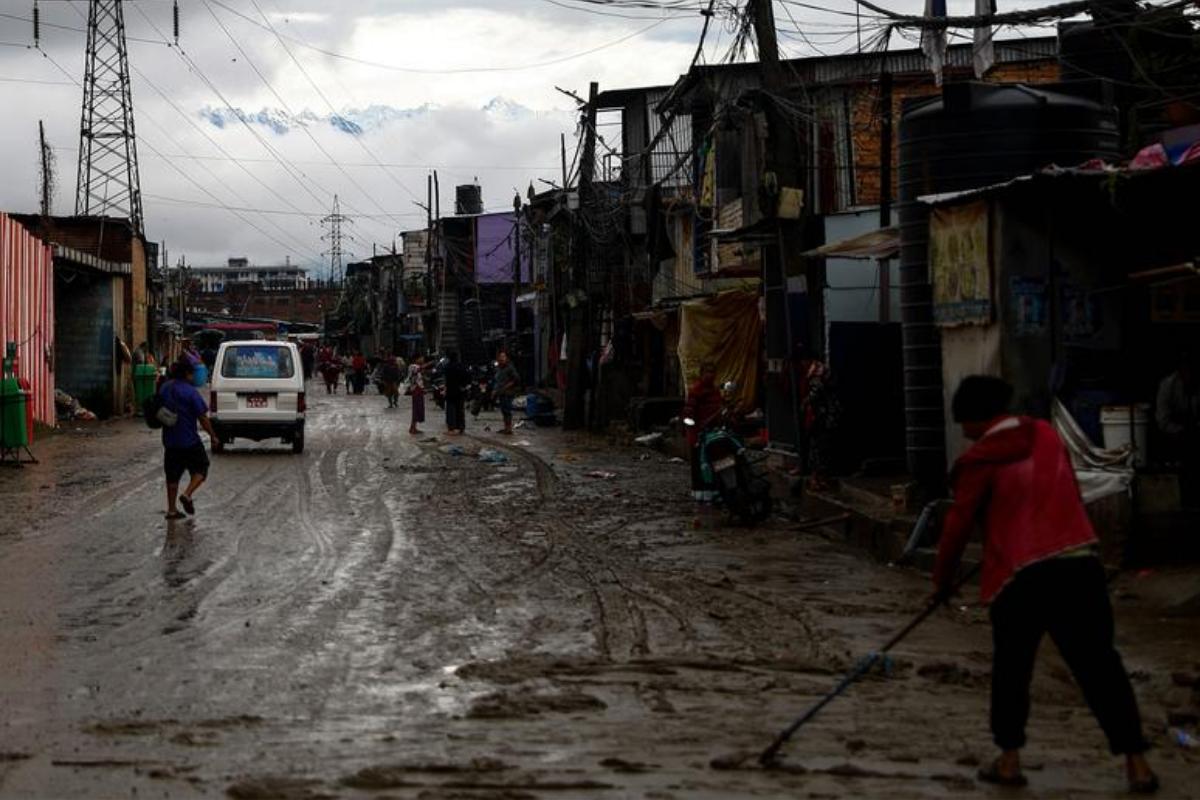 Nepal'de şiddetli yağışların yol açtığı afetlerde hayatını kaybedenlerin sayısı 39'a çıktı