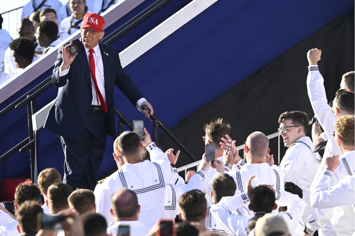 Trump, ABD Donanması'nın 250'nci yılını kutladı: Donanma tarihinde hiç olmadığı kadar çok, harika gemiler yapacağız