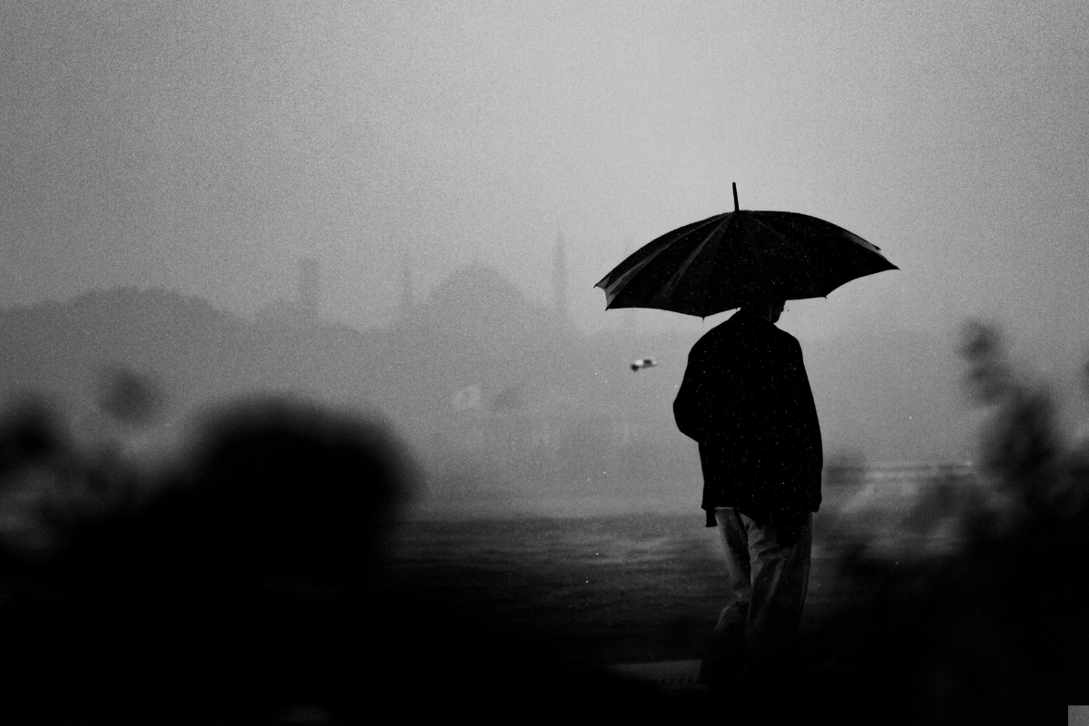 Meteorolojiden İstanbul ve çevre iller için sağanak uyarısı: Sel ve su baskınlarına dikkat