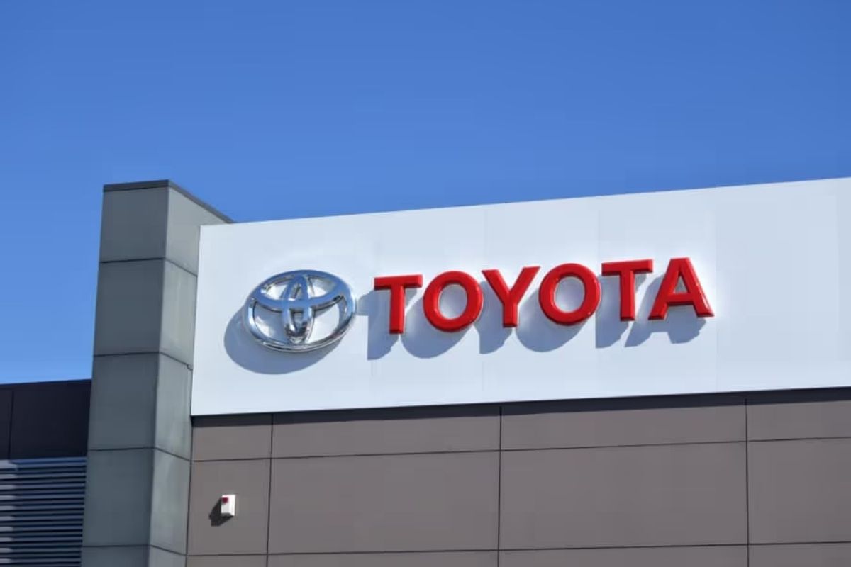 Toyota, ABD'de kaza riski nedeniyle 393 binden fazla aracı geri çağırıyor