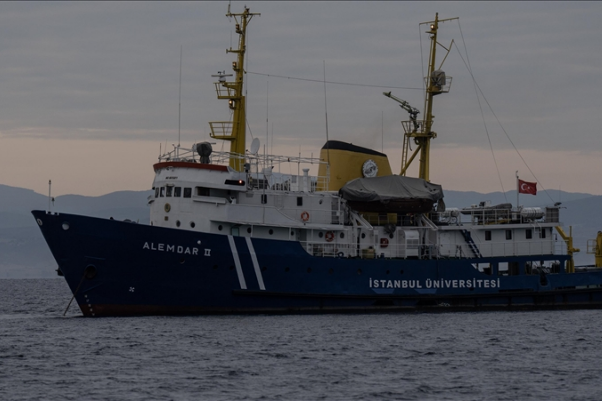 Marmara Denizi'nin derinliklerinde çok disiplinli bilim seferi başlatıldı