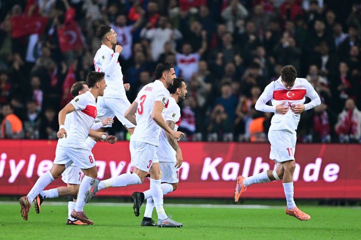 A Milli Takım, Turka'nın isim sponsoru olduğu Kocaeli Stadyumu'nda Gürcistan'ı farklı yendi, play-off biletine bir adım daha yaklaştı