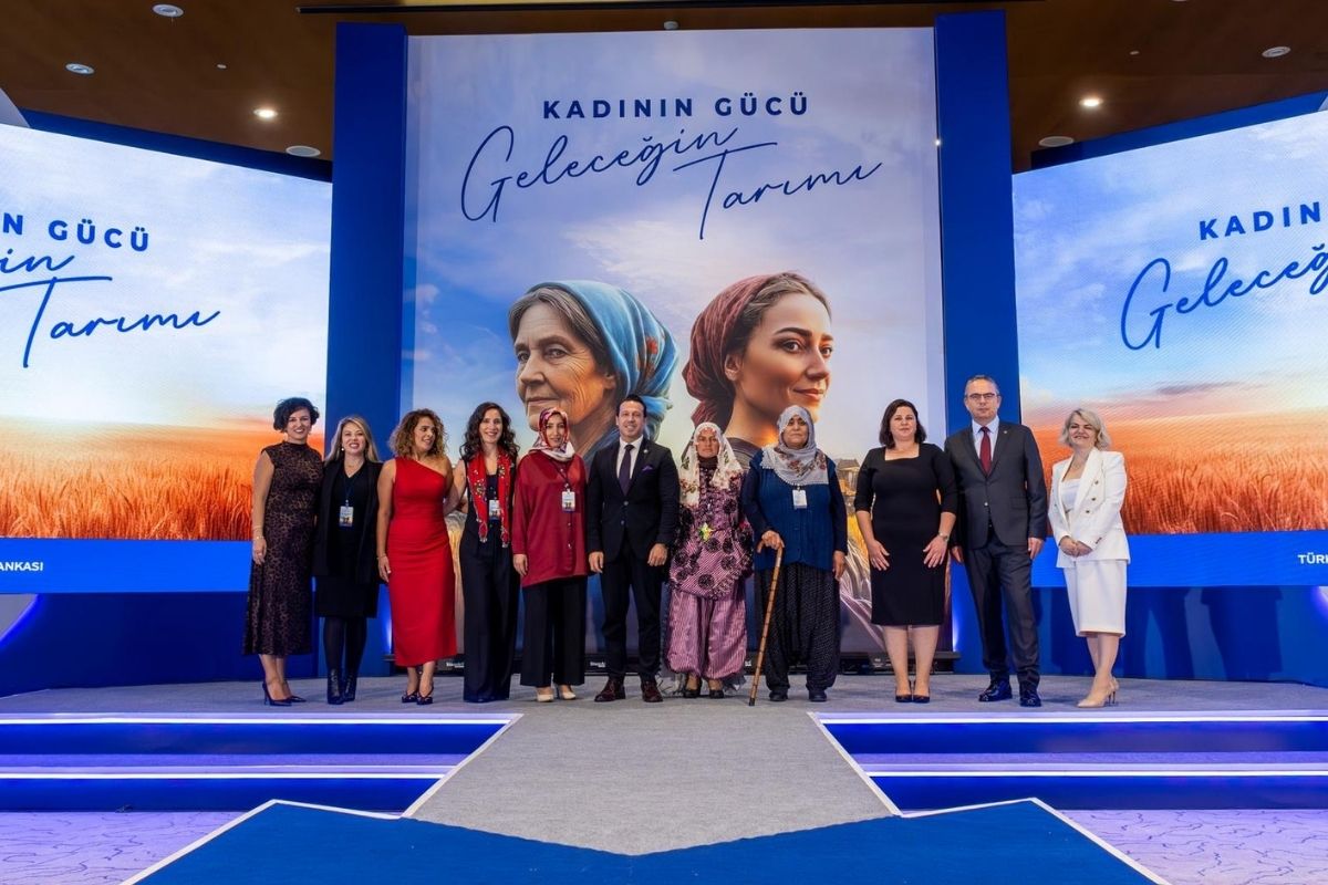 İş Bankası, Dünya Çiftçi Kadınlar Günü’nde umut tazeleyen hikayelerin kahraman kadınlarını bir araya getirdi