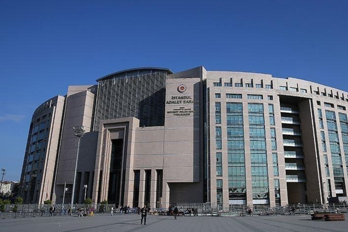 CHP 39'uncu Olağan İstanbul İl Kongresi'nin durdurulması için ilgili kurumlara yazı gönderildi
