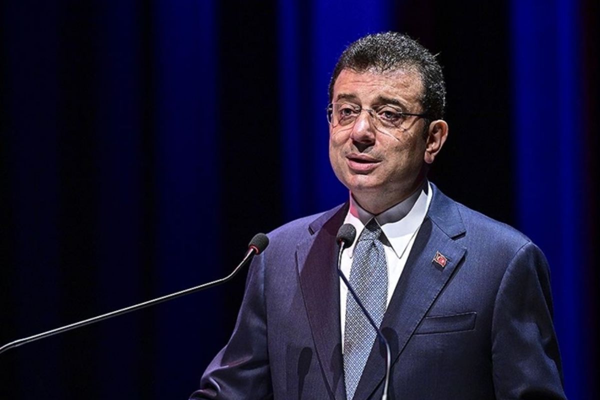 Ekrem İmamoğlu hakkındaki 'Cumhuriyet Savcılarına hakaret ettiği iddiası' ile ilgili dava düştü
