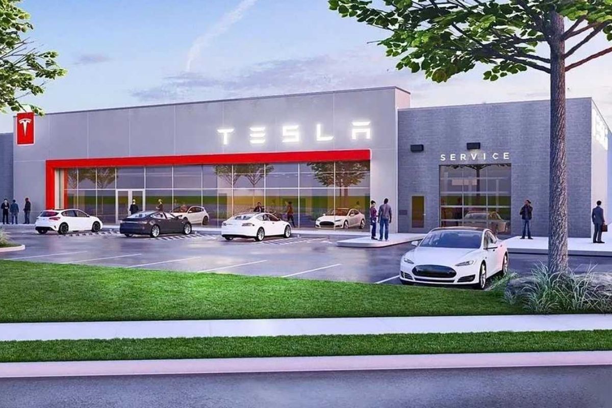 Tesla üçüncü çeyrek rakamlarını açıkladı: Geçen yıla göre gelirleri arttı ancak kârı düştü