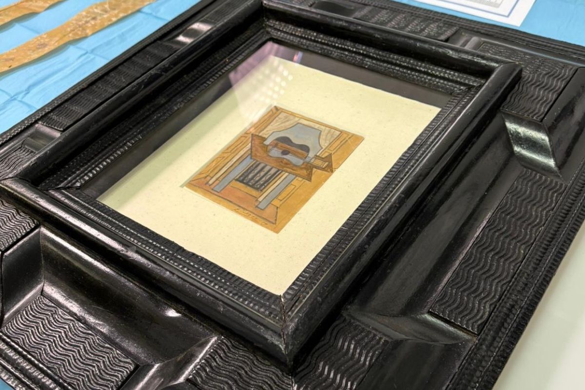 Picasso'nun 1919 tarihli kaybolan 'Gitarlı natürmort' tablosu bulundu