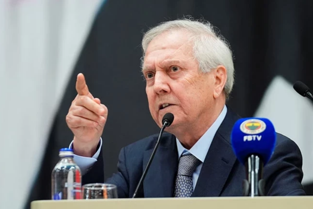 Fenerbahçe eski başkanı Aziz Yıldırım, genel kurul öncesi yazılı açıklama yaptı: Kişiler geçici, aslolan Fenerbahçe