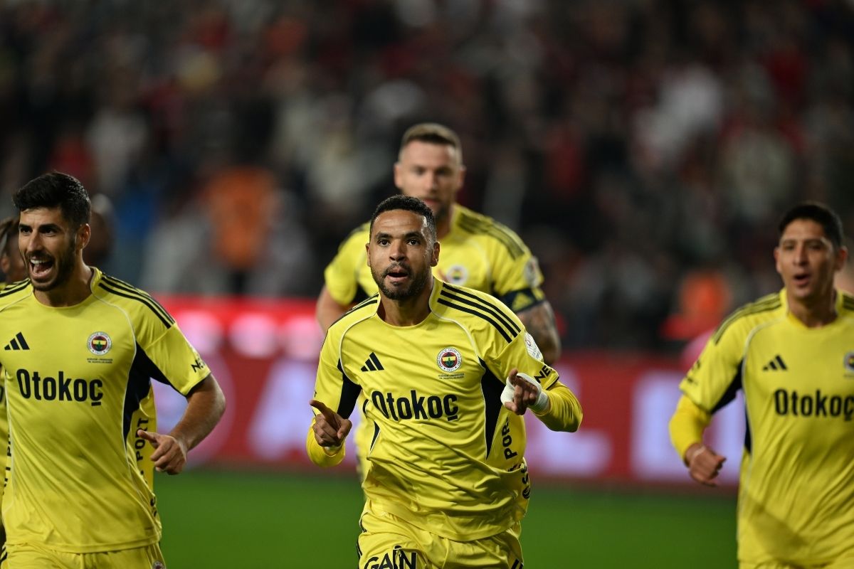 En Nesyri ve Anderson Talisca 2'şer gol attı, Fenerbahçe deplasmanda Gaziantep'i farklı yendi