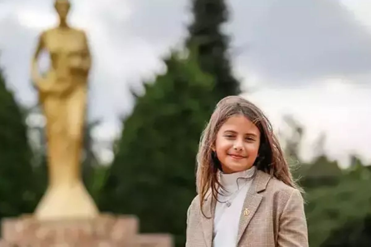 10 yaşındaki Defne Zeynep Enci ilk filmiyle Altın Portakal'da