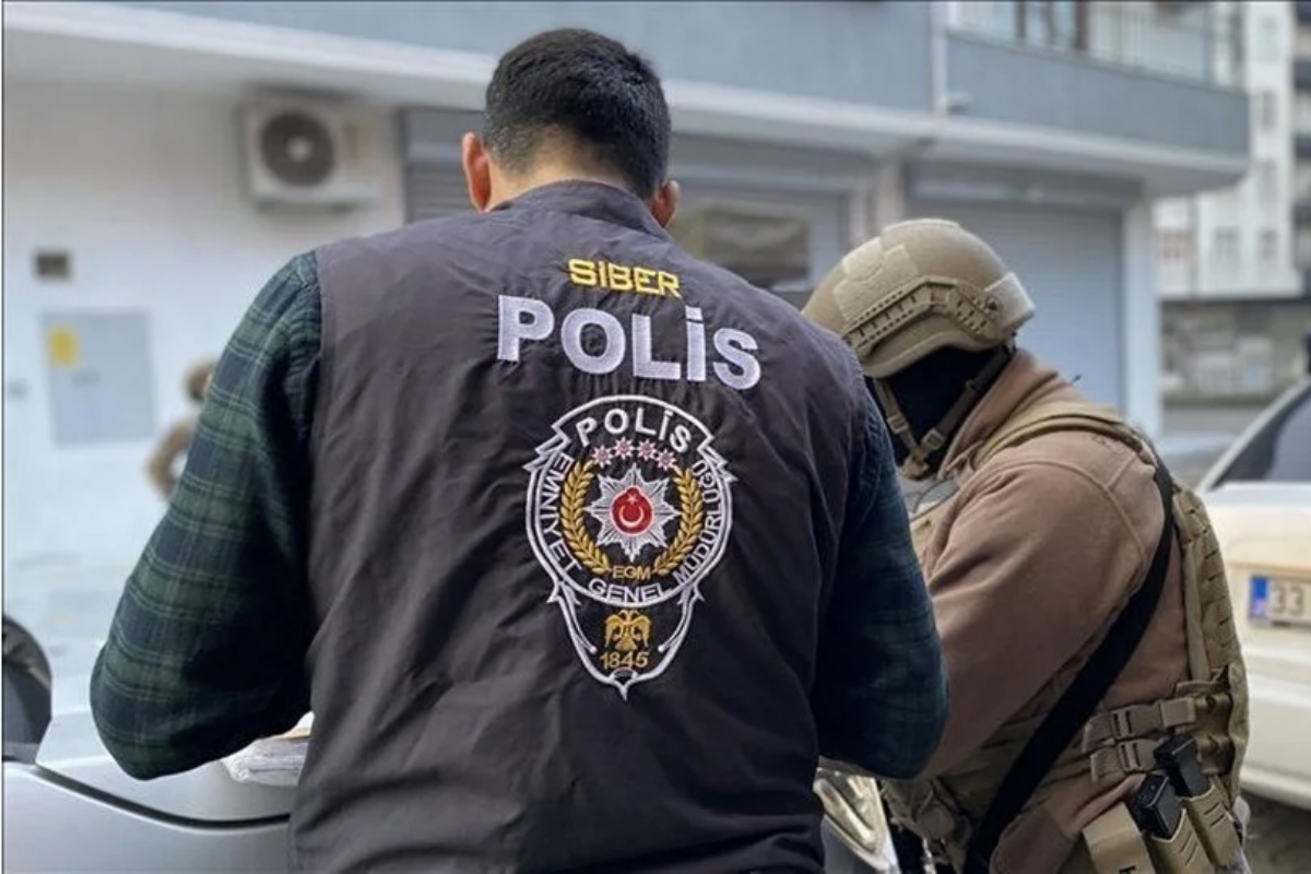 İstanbul'da yasa dışı bahis operasyonunda 20 şüpheli yakalandı