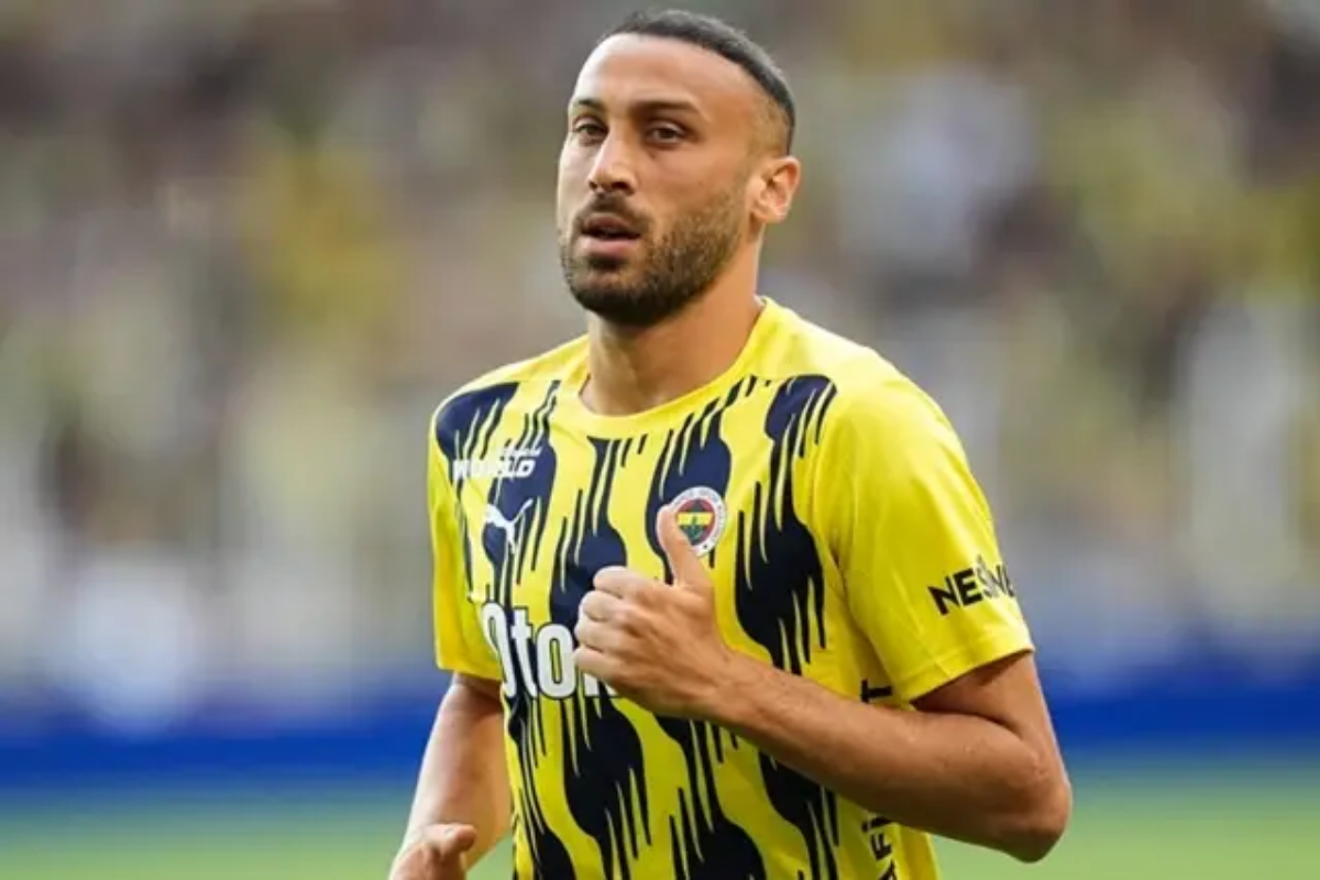 Fenerbahçe'de kadro dışı bırakılan Cenk Tosun Azerbaycan yolcusu