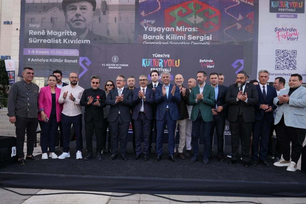 Akdeniz rüzgarıyla sanat yolculuğu Antalya Kültür Yolu Festivali’nde başladı