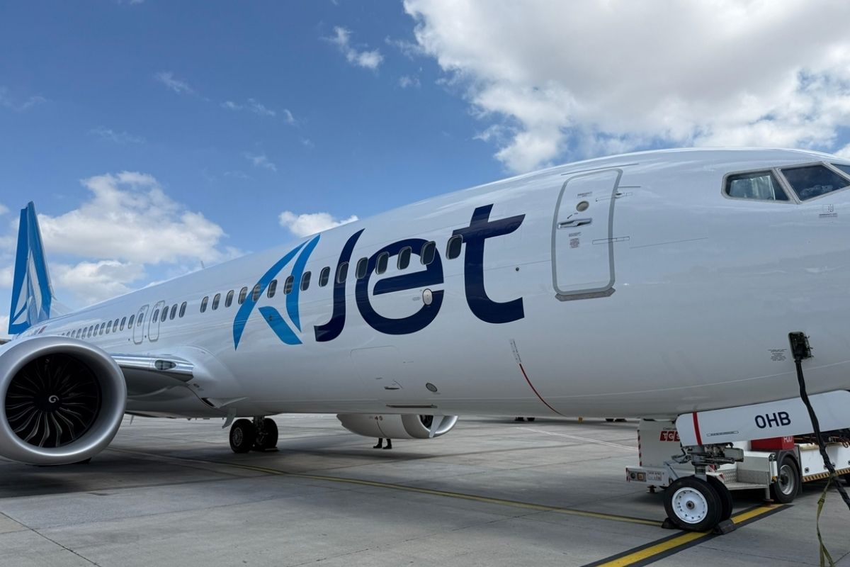 Sabiha Gökçen Havalimanı'na inişi sırasında AJet uçağında teknik arıza oldu, olayla ilgili basın müşaviri Mehmet Yeşilkaya açıklama yaptı