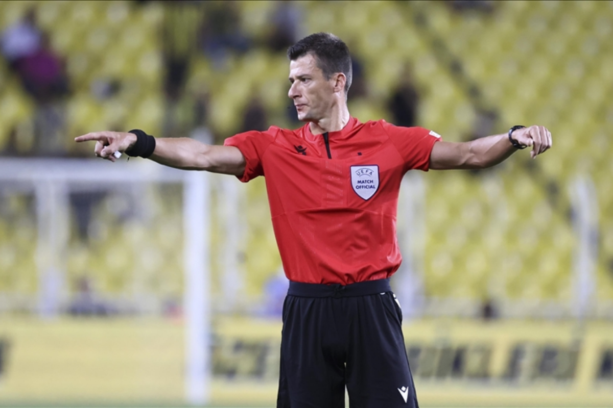 Çarşamba günü oynanacak Ajax-Galatasaray maçına Fransız hakem Benoit Bastien atandı