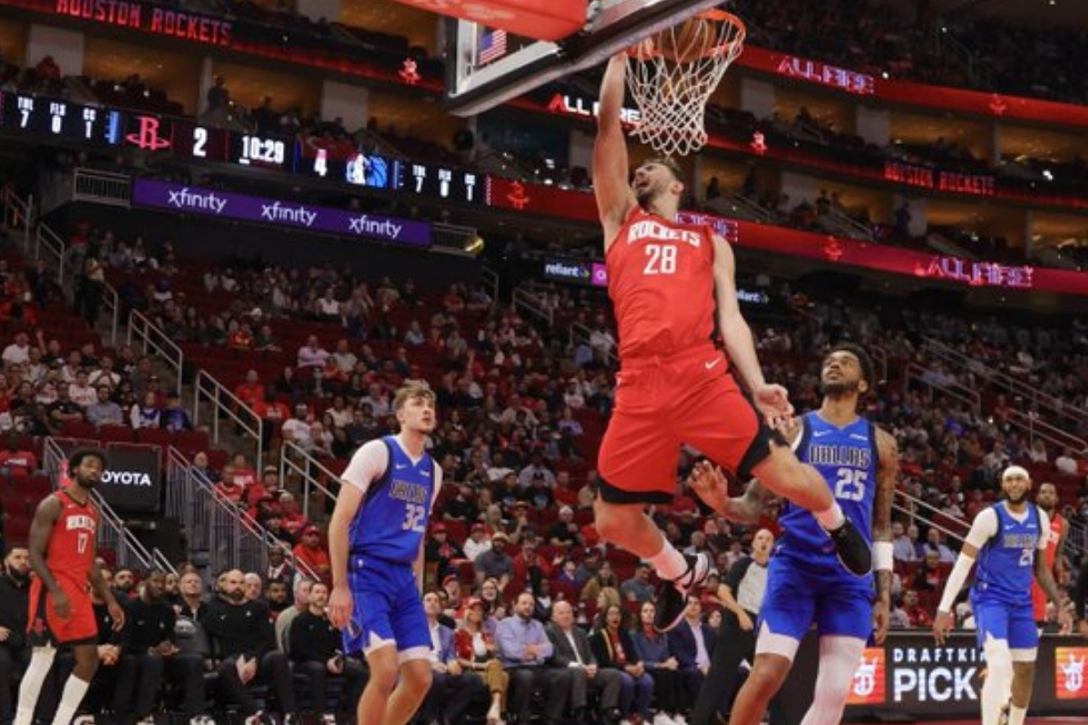 Milli oyuncu Alperen Şengün’ün etkili oyunuyla Rockets galibiyet serisini dört maça çıkardı