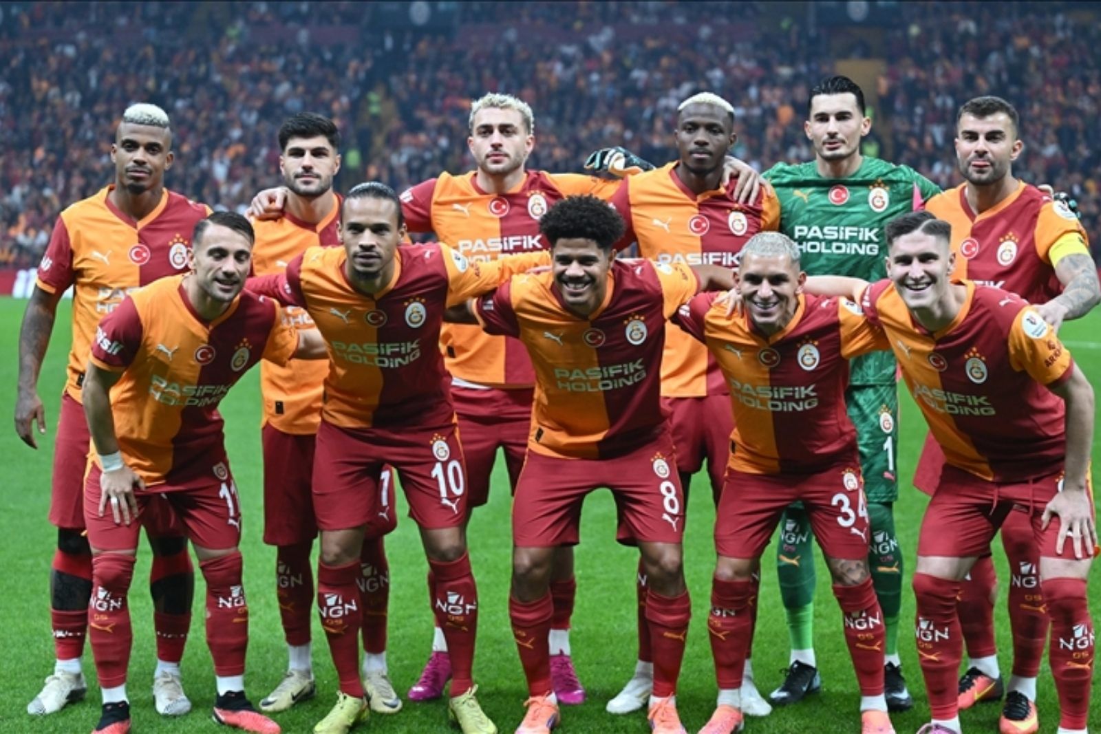 Galatasaray  UEFA Şampiyonlar Ligi'nin 4. haftasında yarın Ajax'a konuk oluyor, hedef 13 yıl sonra 3'te 3 yapmak