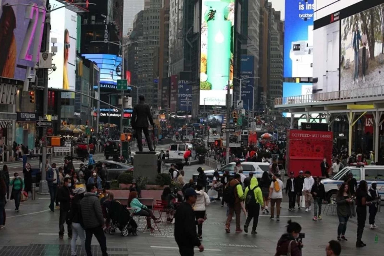 Amerika Birleşik Devletleri'nde özel sektör istihdamı ekim ayında beklentilerin üzerinde arttı