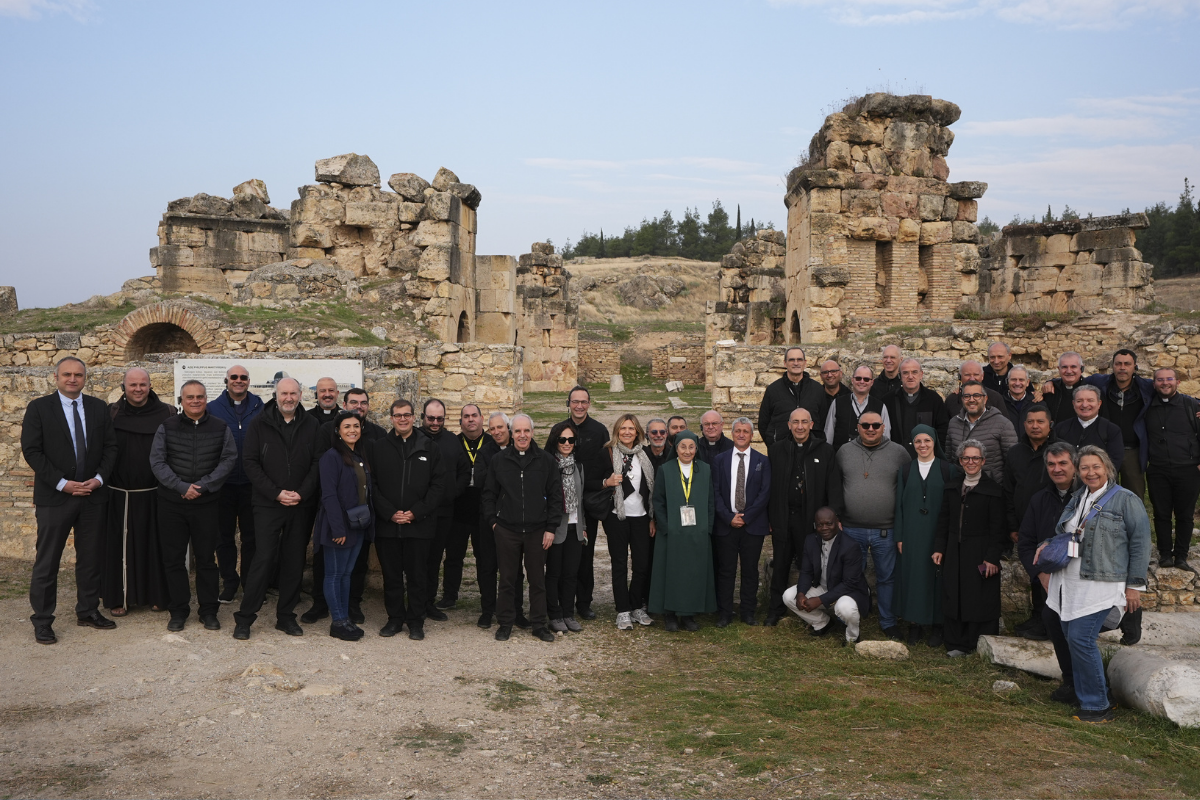 Papa 14. Leo'nun Türkiye ziyareti öncesi Vatikan heyeti, Denizli'de ziyaretlerde bulundu
