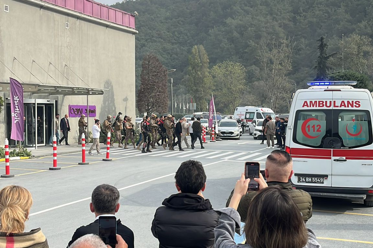 Süper Lig'in yayıncısı beIN Sports'un binasını silahlı bir kişi bastı