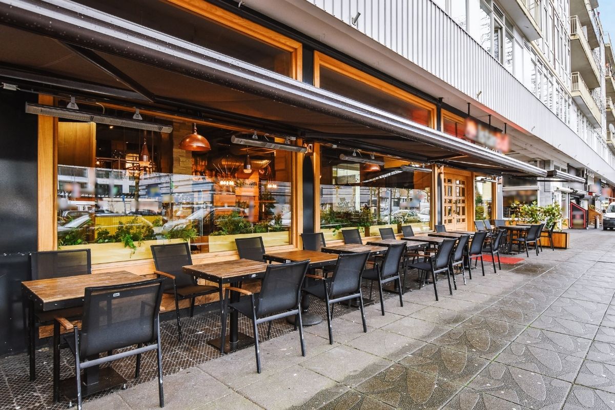 Ticaret Bakanlığı, yiyecek ve içecek hizmeti sunan işletmelere fiyat etiketi uyarısında bulundu