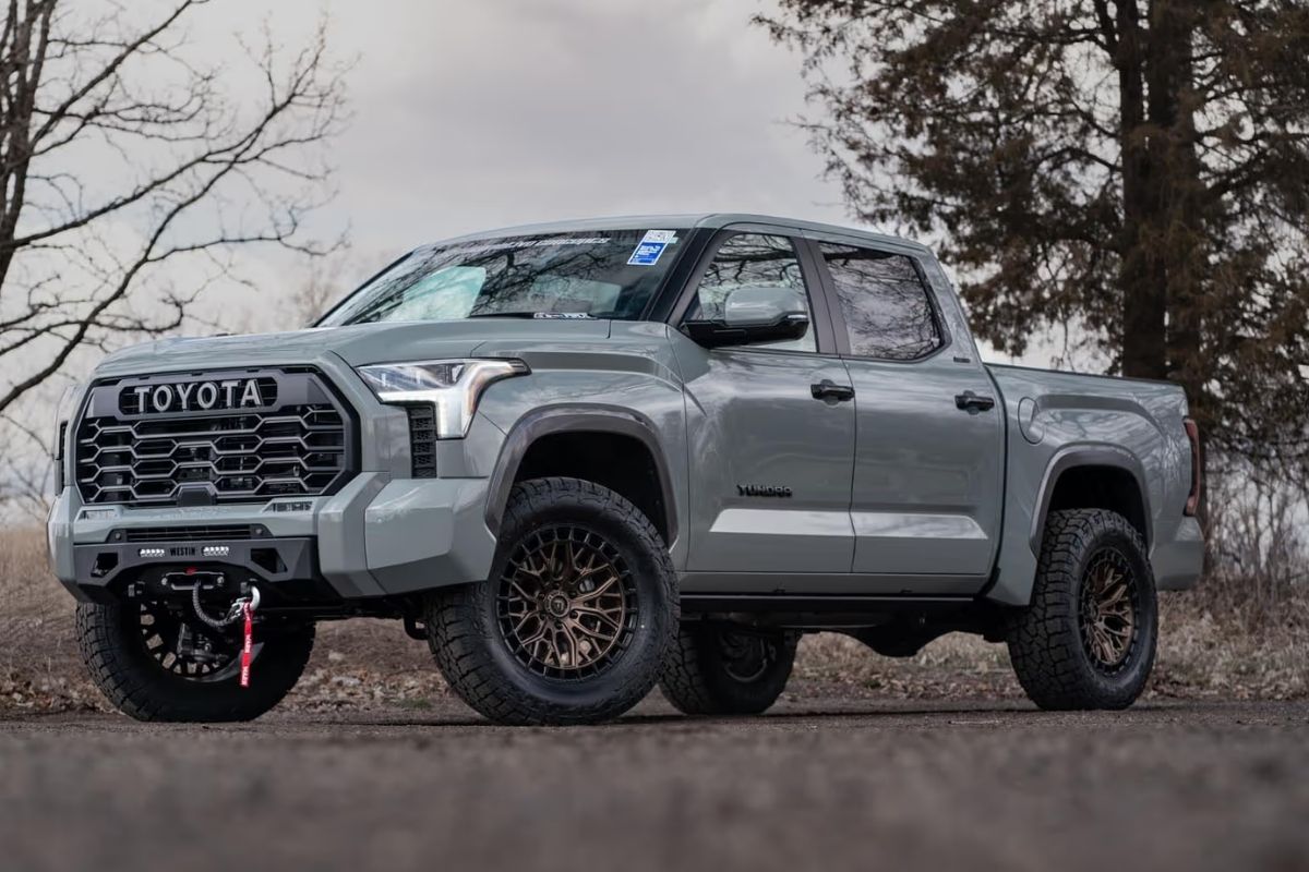 Toyota, motor arızası riski nedeniyle 126 binden fazla aracını geri çağırdı