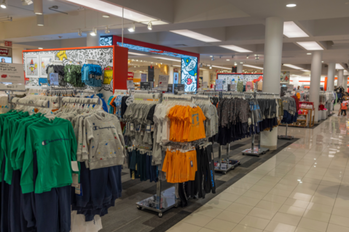 Ticaret Bakanlığı'ndan iki çocuk giyim markası ürünlerine toplatma kararı