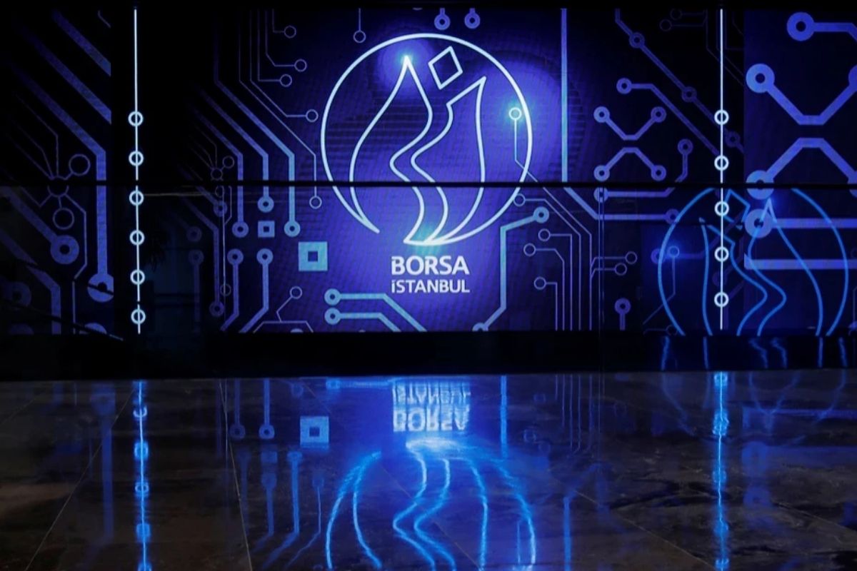 Borsa İstanbul'da BIST 100 endeksi günü 10 bin 700 puanın üzerinde tamamladı