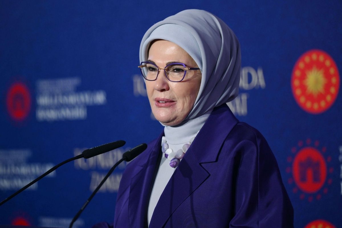 Emine Erdoğan, Büyüyen Avrupa 2025 Uluslararası Zirvesi'ne aile vurgulu video mesaj gönderdi