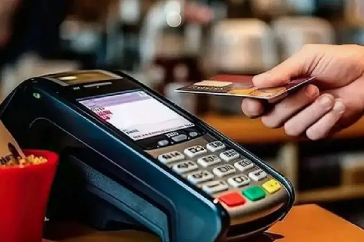 POS ile alışverişlerdeki banka komisyon oranı ve tahsilat süresine düzenleme geliyor