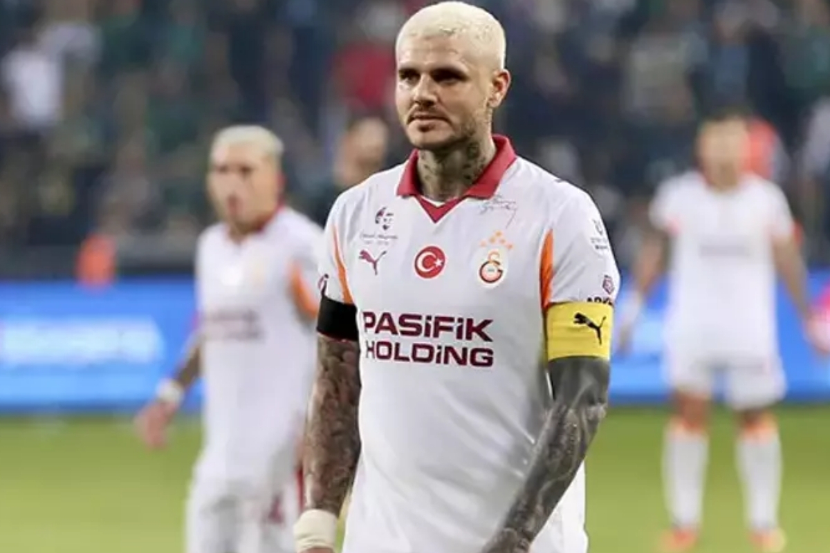 Arjantin’e giden Mauro Icardi’nin tatilini 10 güne çıkarması sarı kırmızılı taraftarların tepkisini topladı